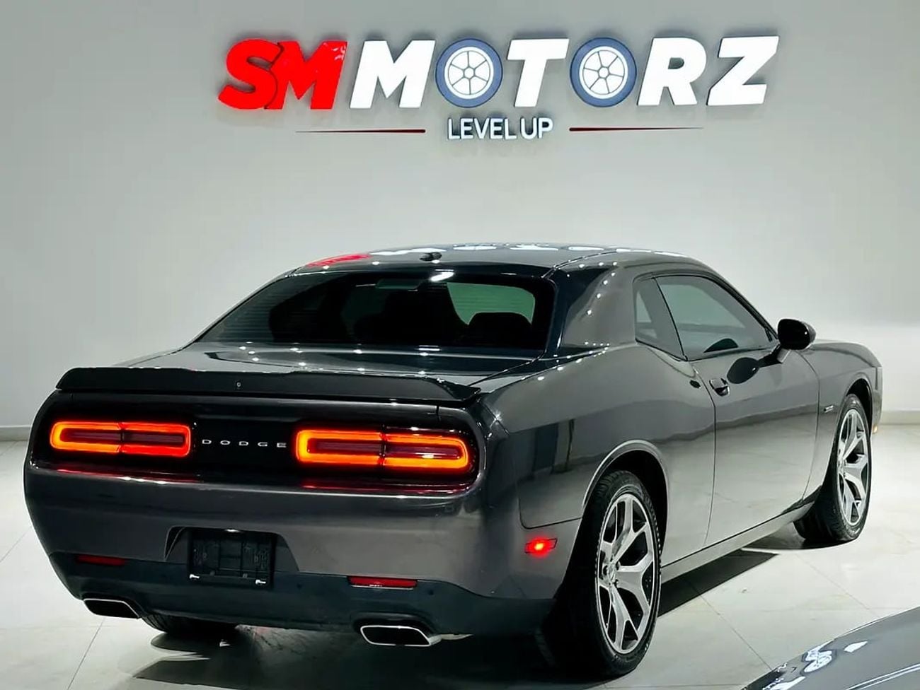 دودج تشالينجر R/T Plus 5.7L (372 HP)