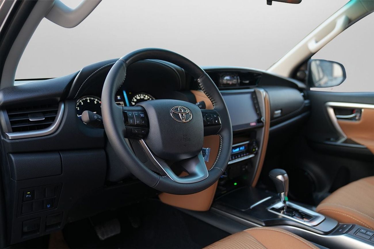 Toyota Fortuner GXR 4.0L (235 HP)