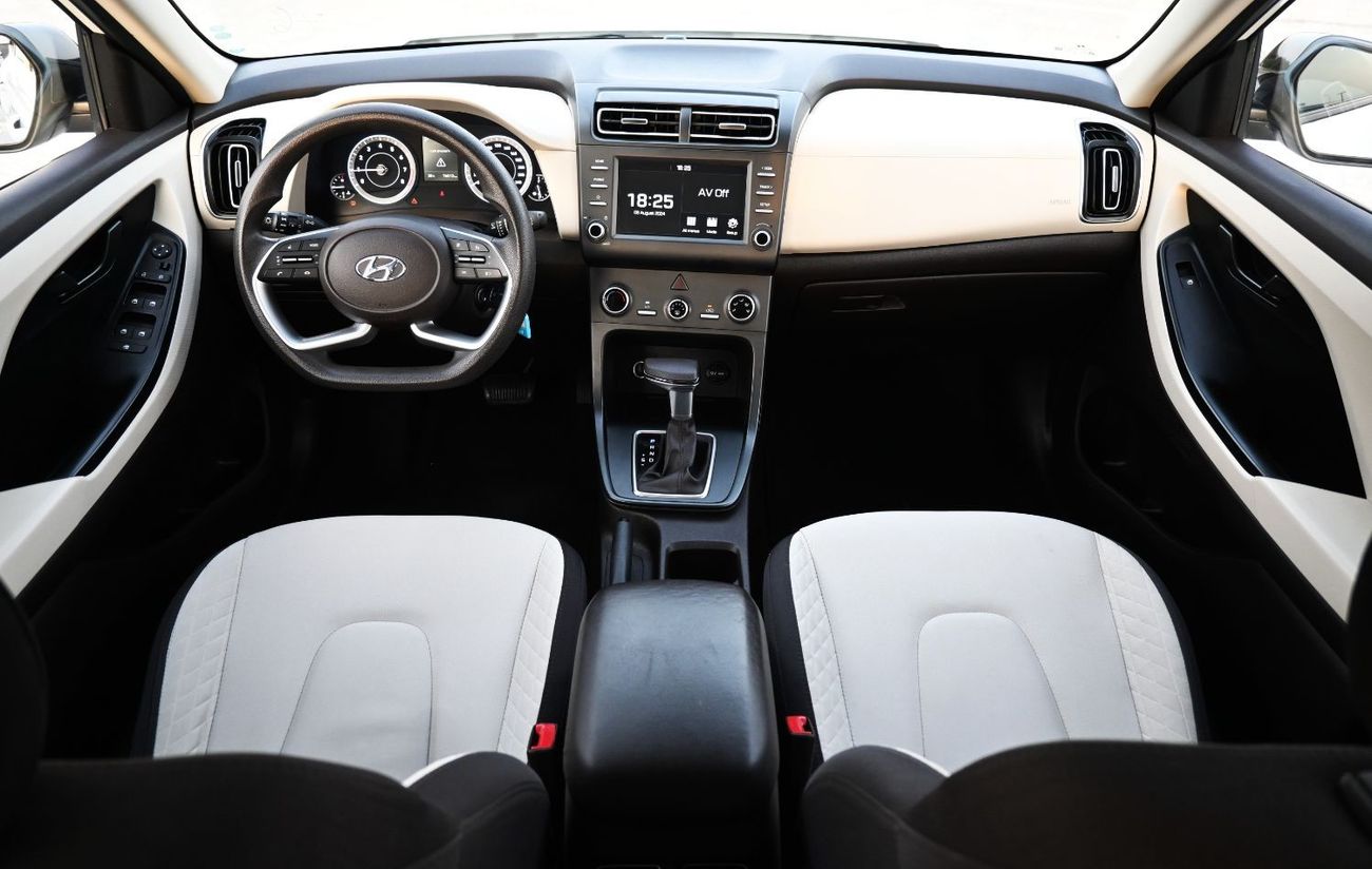 Hyundai Creta Base Hyundai Creta 2022 GCC in excellent condition, inside and out