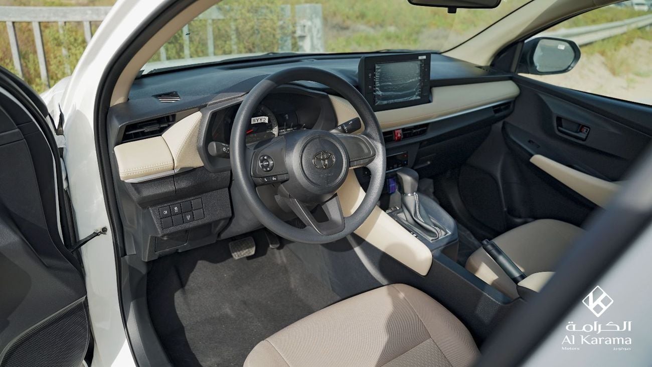 Toyota Yaris E 1.5L Petrol Engine with Automatic Transmission - GCC Specification - Touch Screen Media Player