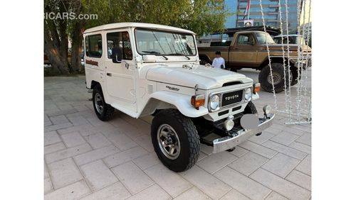 Toyota Land Cruiser 70 FJ40