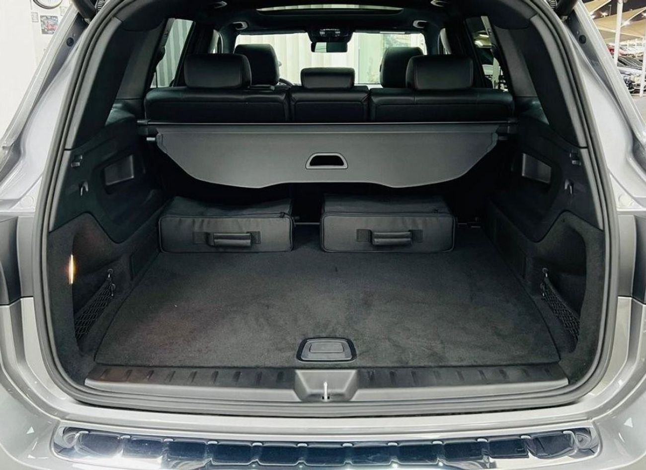 Mercedes-Benz EQB 300 4 MATIC .. Perfect Condition .. Top Range