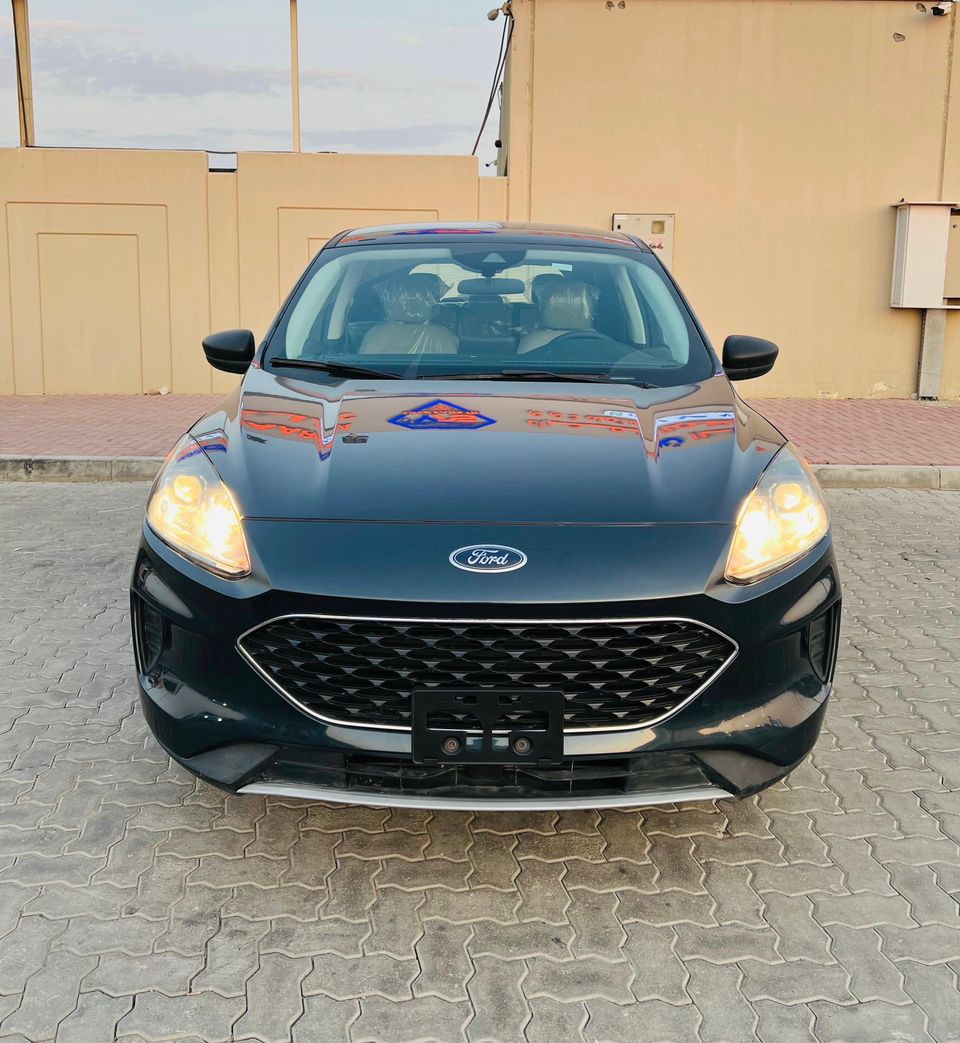 Used Ford Escape Special Edition SE 2022 2022 for sale in Sharjah 790871
