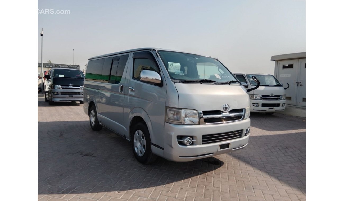 Toyota Hiace TOYOTA HIACE VAN RIGHT HAND DRIVE (PM1442)