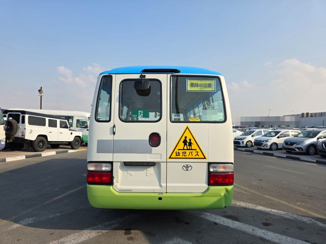 Toyota Coaster TOYOTA COASTER BUS RHD 2012 MODEL 4.0 L DIESEL AUTOMATIC(PM53691)