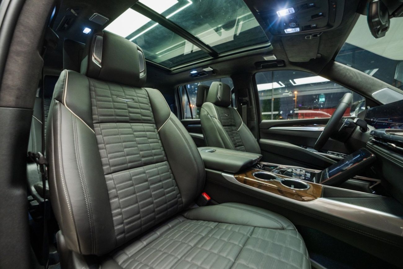 Cadillac Escalade Sport Platinum 6.2L AWD