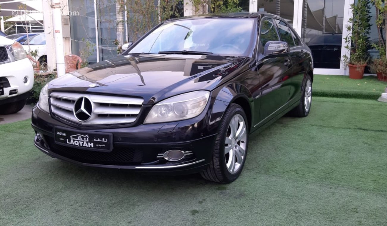 Mercedes-Benz C 280 Gulf - panorama - leather - screen - alloy wheels in excellent condition, you do not need any expens