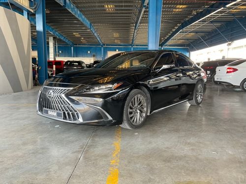 Lexus ES350 Platinum | National Day Celebration | Guaranteed Warranty | 0 Down Payment