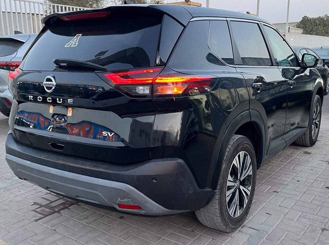 Nissan Rogue 2021 NISSAN ROGUE SV FWD 2.5L