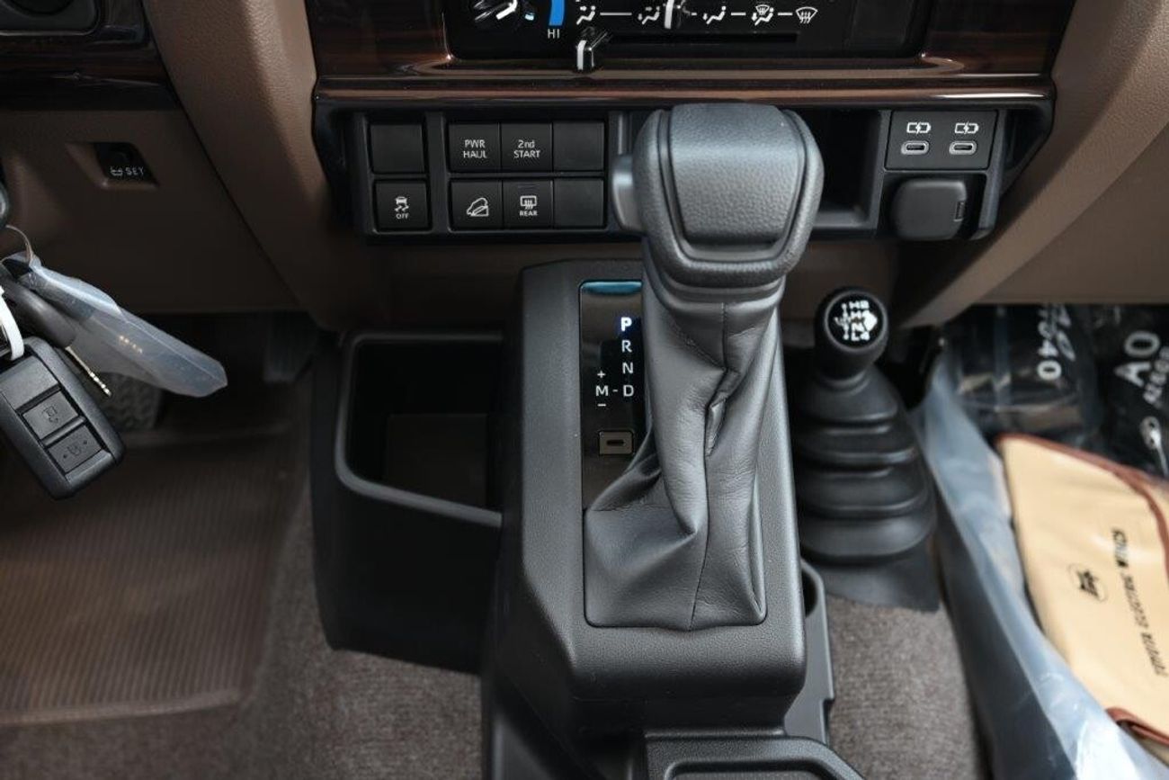 Toyota Land Cruiser 70 71 SWB LX-Z 4.0L Petrol 4WD AT