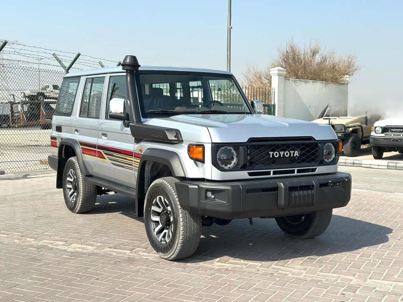 Toyota Land Cruiser 70 LC76 4.0L Petrol - Oman Spec Silver Color - 2025