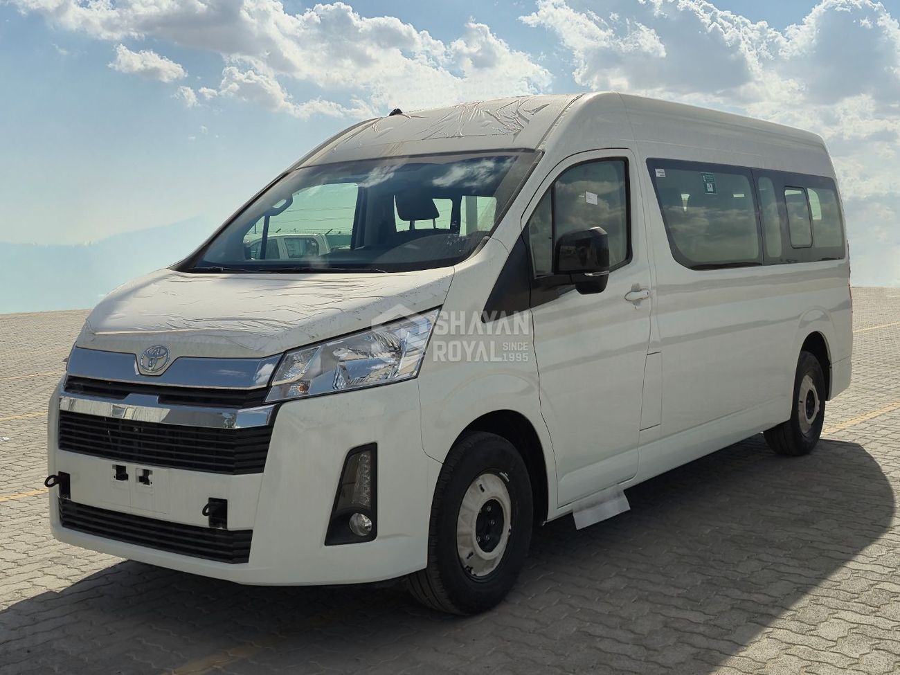 تويوتا هاياس 3.5L PETROL V6 GL AT 13-SEATS RWD 2026MY