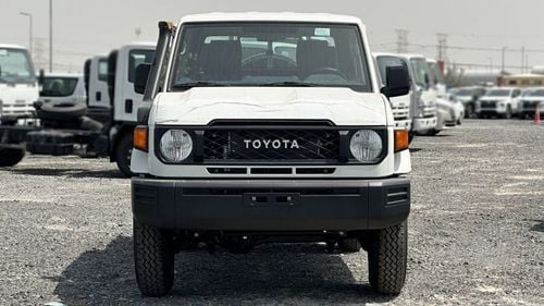 Toyota Land Cruiser Pick Up Toyota Land Cruiser Pick Up DC LC79 4.2L DIESEL V6 With Diff Lock MY2025