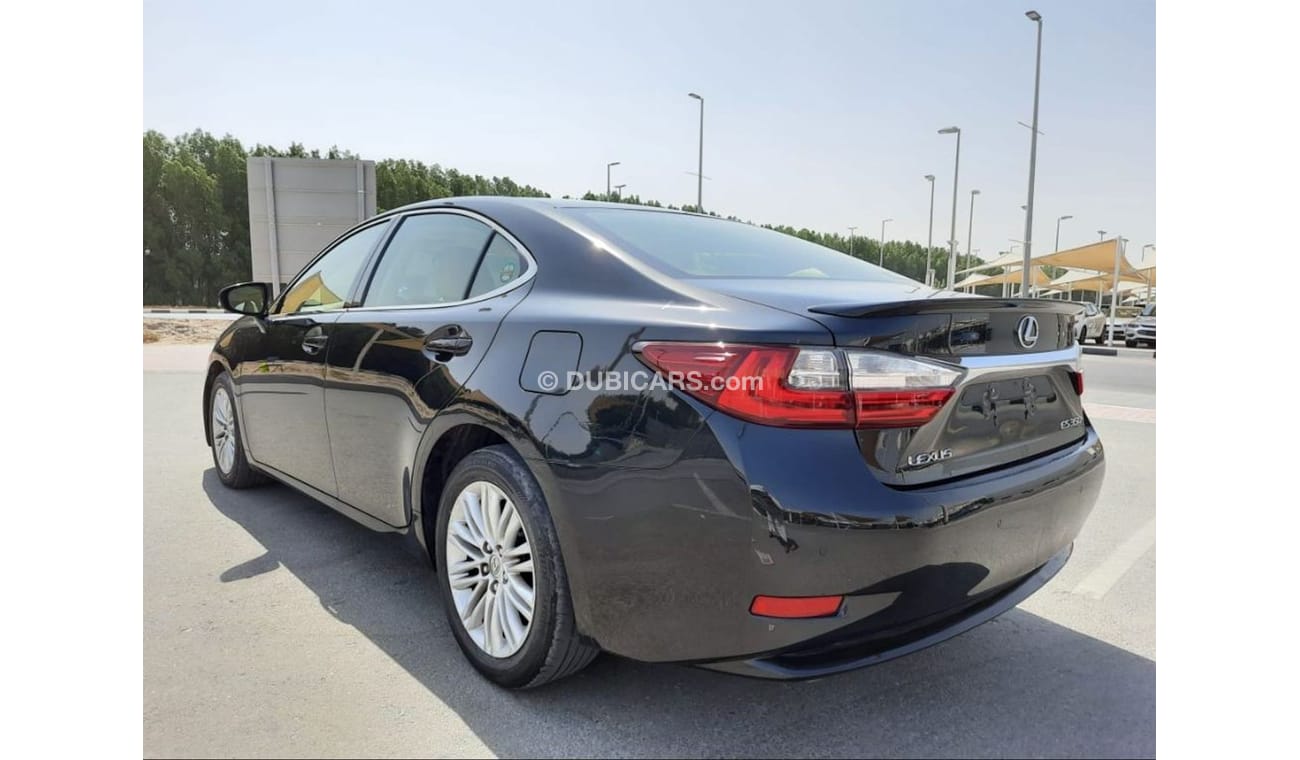 Lexus ES350 Lxsus ES 350 2017 g cc full options