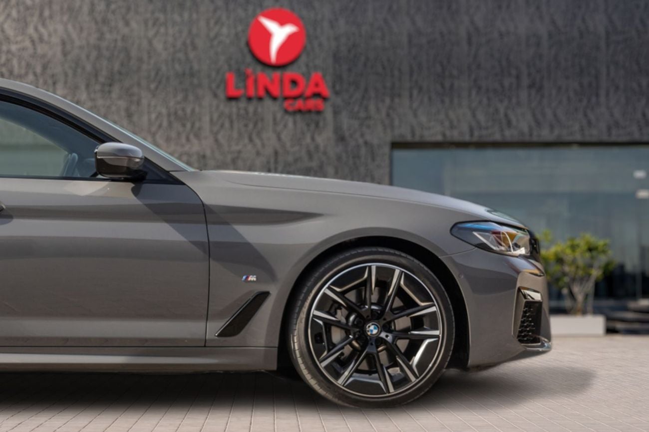 بي أم دبليو 540i BMW 540i M-Sport 2023 GCC | Agency Warranty | Service Contract