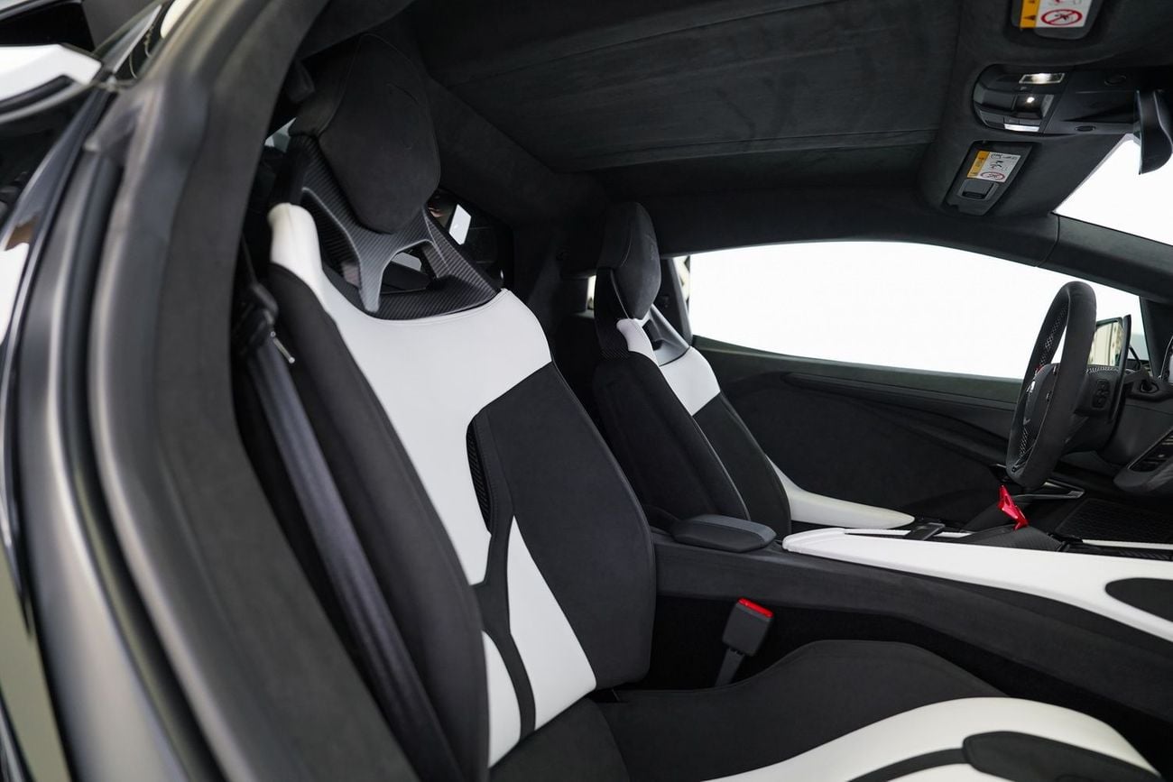 Lamborghini Revuelto 6.5L V12 Hybrid