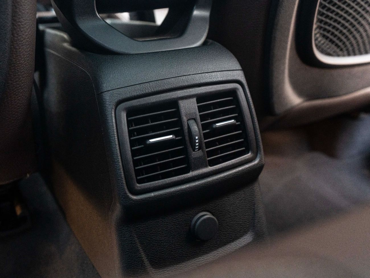 بي أم دبليو X1 sDrive 20i M Sport 2.0L