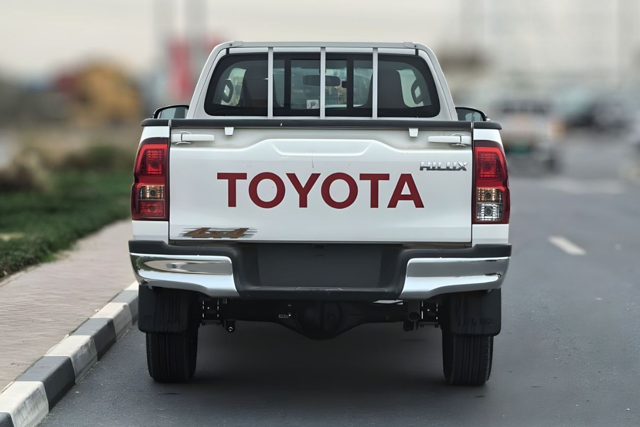 تويوتا هيلوكس TOYOTA HILUX 2.7L PETROL SINGLE CABIN 4WD 2 DOORS 2026