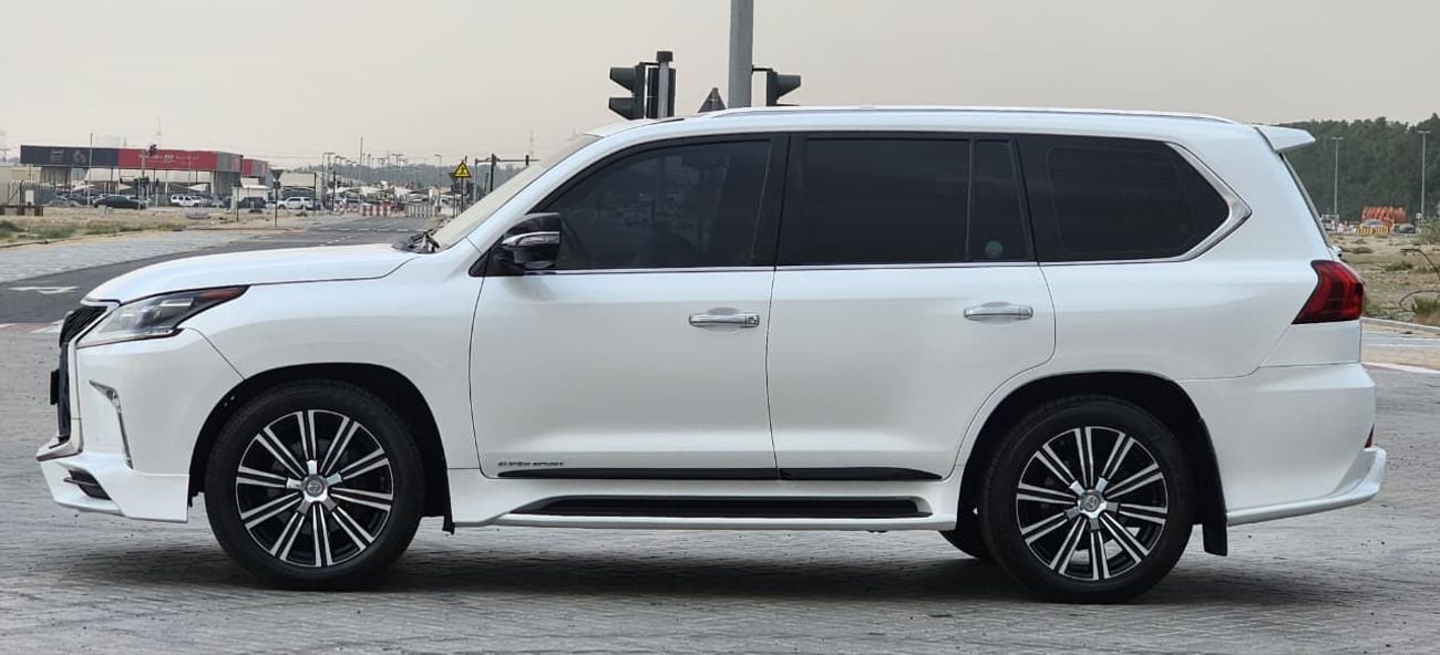 Lexus LX 570