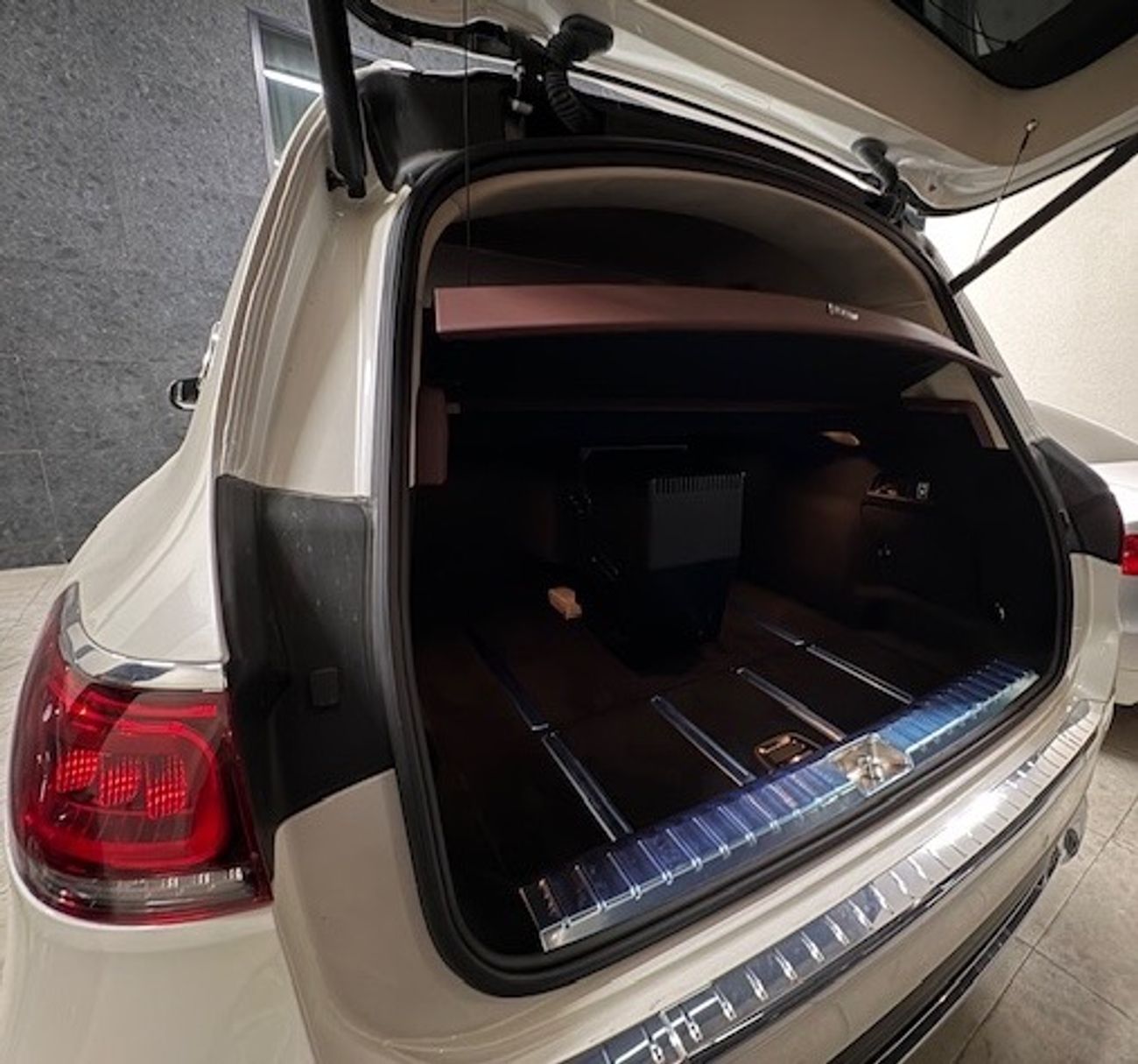 مرسيدس مايباخ gls600 مايباخ