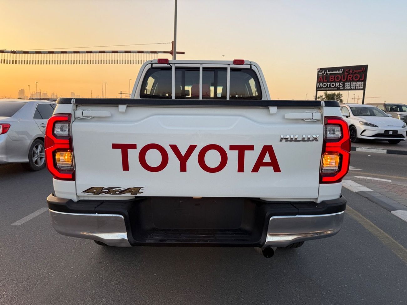 تويوتا هيلوكس DLS 2.4L