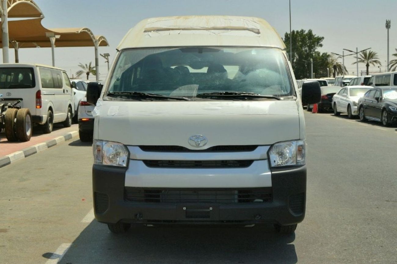 تويوتا هاياس High Roof