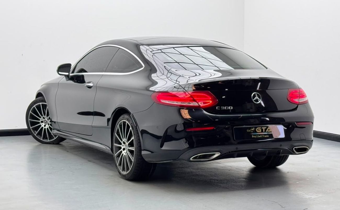 Mercedes Benz C300 STD 2017 Mercedes-Benz C300 Coupe, Mercedes Service History, Excellent Condition, GCC