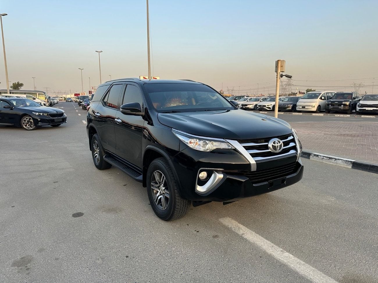 Toyota Fortuner EXR 2.7L (164 HP)