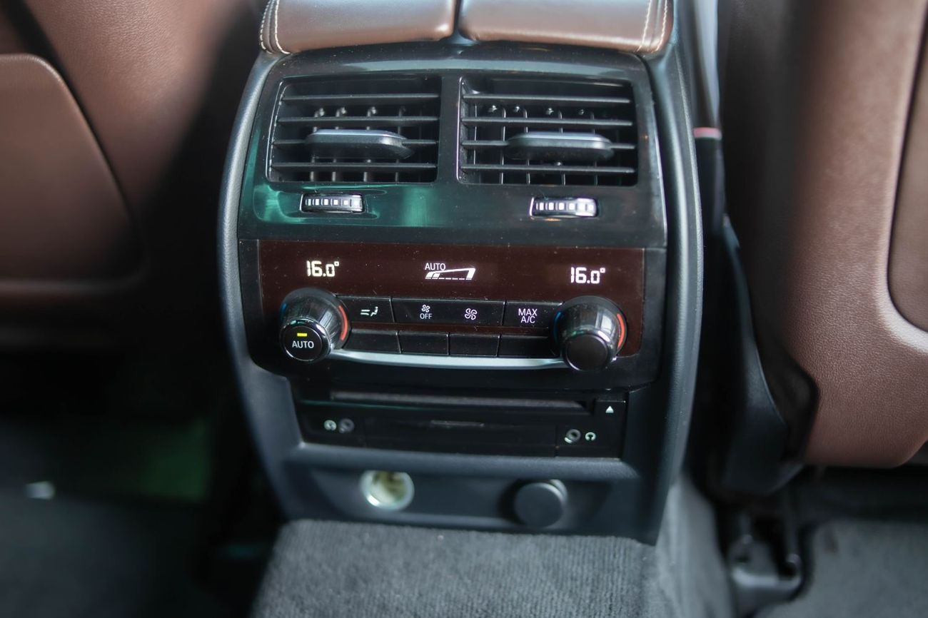 بي أم دبليو ألبينا BMW ALPINA B5 BITURBO 2018 – GCC Specs – Only 60,000 KM  4.4L V8 Twin-Turbo producing 608 HP & 800 N