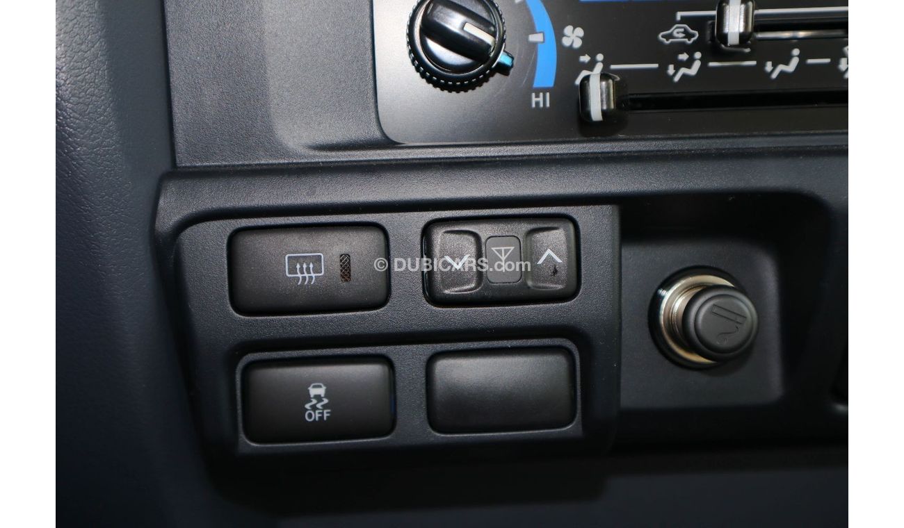 Toyota Land Cruiser 70 TOYOTA LAND CRUISER HARDTOP 4.0L 2023