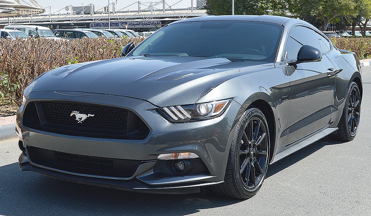 Ford Mustang Black Edition, 5.0 V8 GCC w/ 100K km WTY or until 2021 and 60K km SERV @ Al Tayer