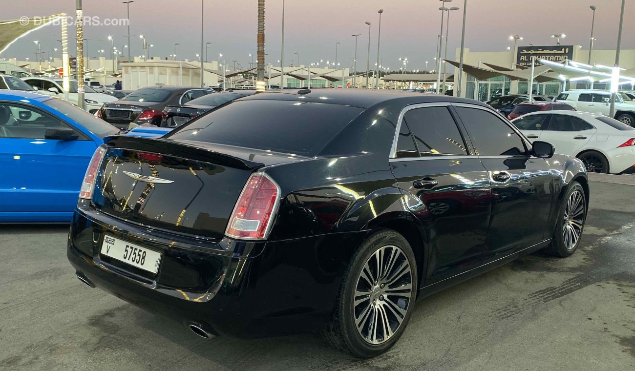 كرايسلر 300C V8 Full option