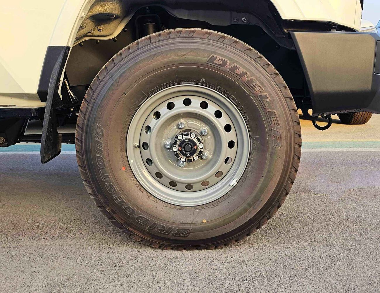 تويوتا لاند كروزر بيك آب LC79 / SINGAL CABIN / M/T / 2.8L V4 DIESEL / SNORKEL / 4WD (CODE # STD-E)