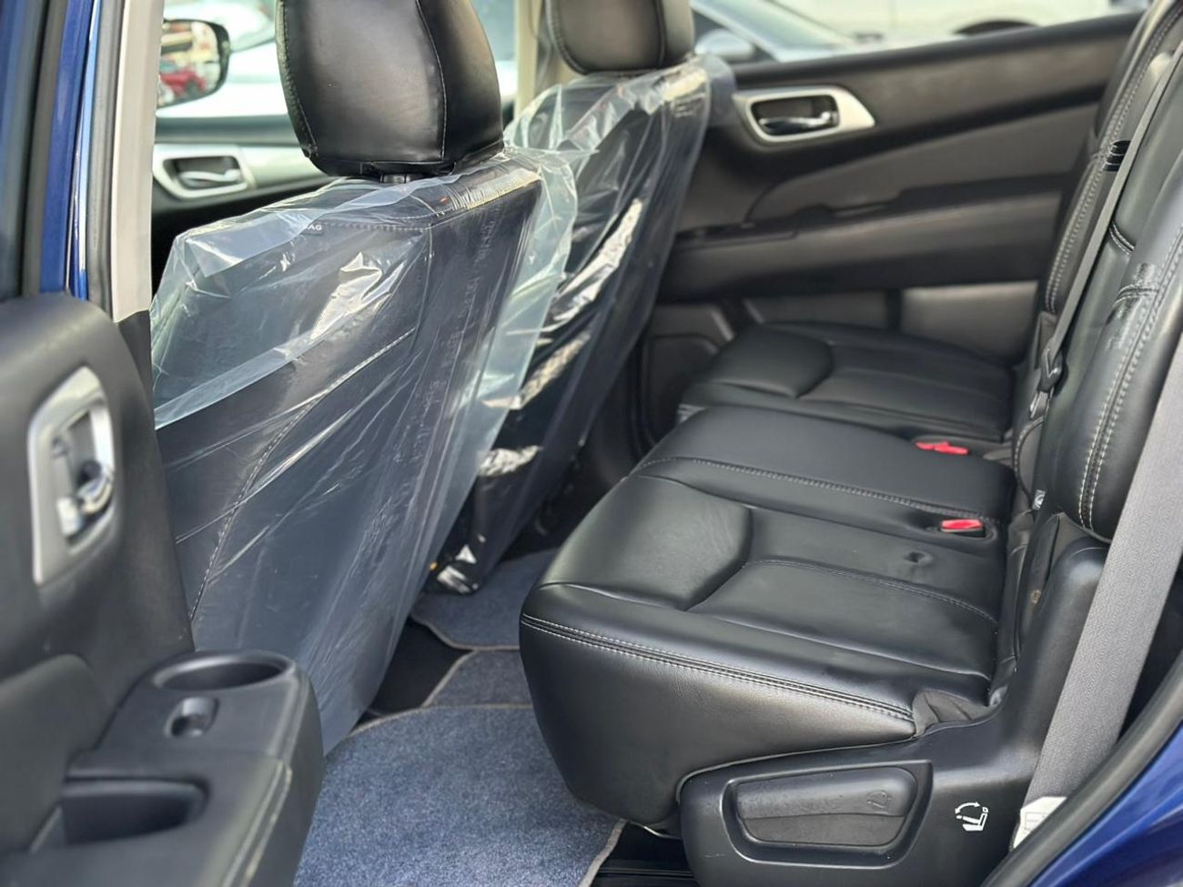 Nissan Pathfinder SL