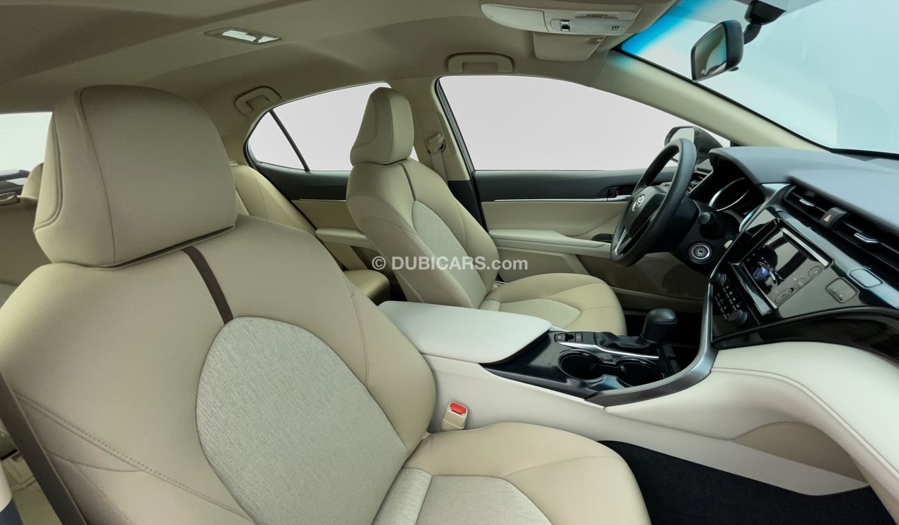 تويوتا كامري LE 2.5 | +مع الضمان | كمان تم فحص ١٥٠