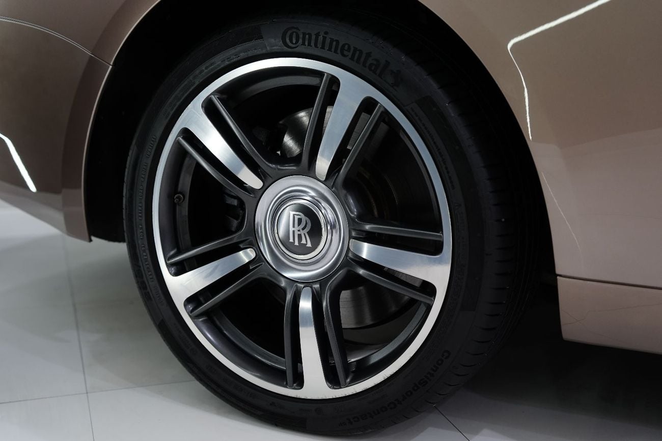 رولز رويس واريث Upper Two-Tone, Starlight Roof, GCC Spec!!