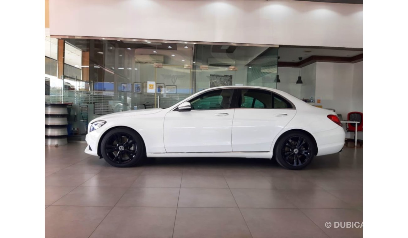 Mercedes-Benz C 300 C300 2.0L