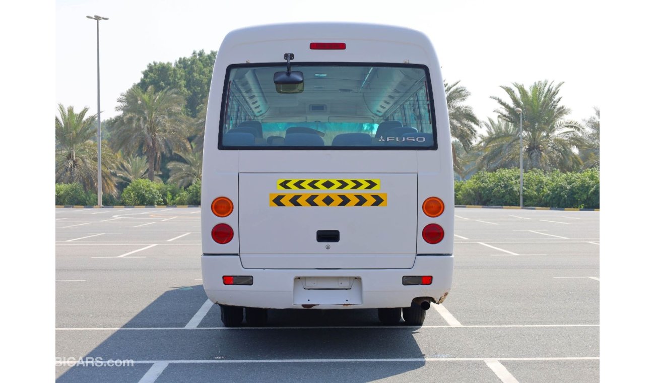 ميتسوبيشي روزا Bus | 26-Seater | Diesel Engine | Excellent Condition Coach - GCC Specs