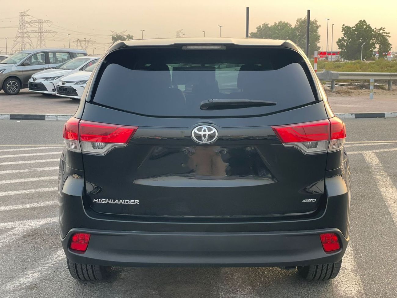 Toyota Highlander 2015 Toyota Highlander LE MidOption+ 3.5L V6 - AWD 4x4  Full 7 Seater Leather - Rear CAM -