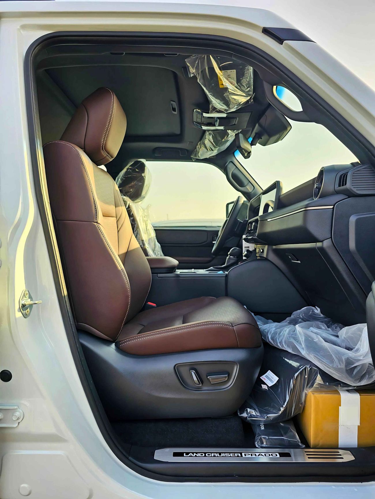 تويوتا برادو ADVENTURE TURBO / 2.8L V4 DIESEL / 360* WITH HEADUP DISPLAY / SUNROOF / HIGH OPTION (CODE # ADV)