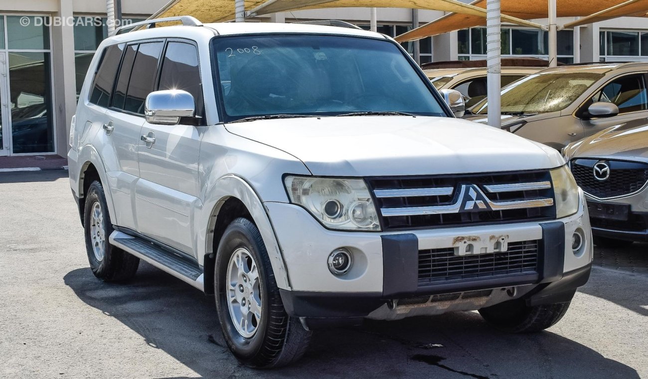 Mitsubishi Pajero GLS V6