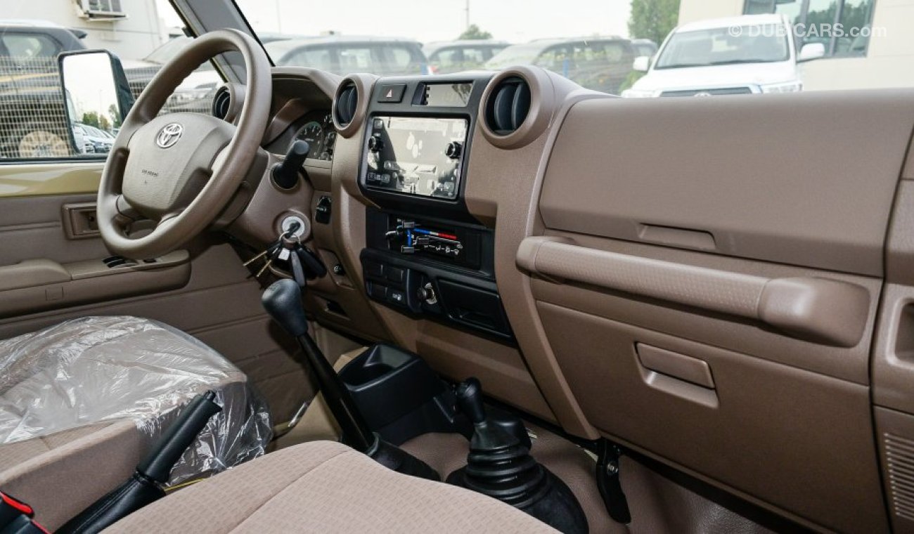 Toyota Land Cruiser Pick Up 4.2L 6 cylinder Diesel M/T - SINGLE CAB - 4WD - DIFF LOCK - Power locks - Power windows