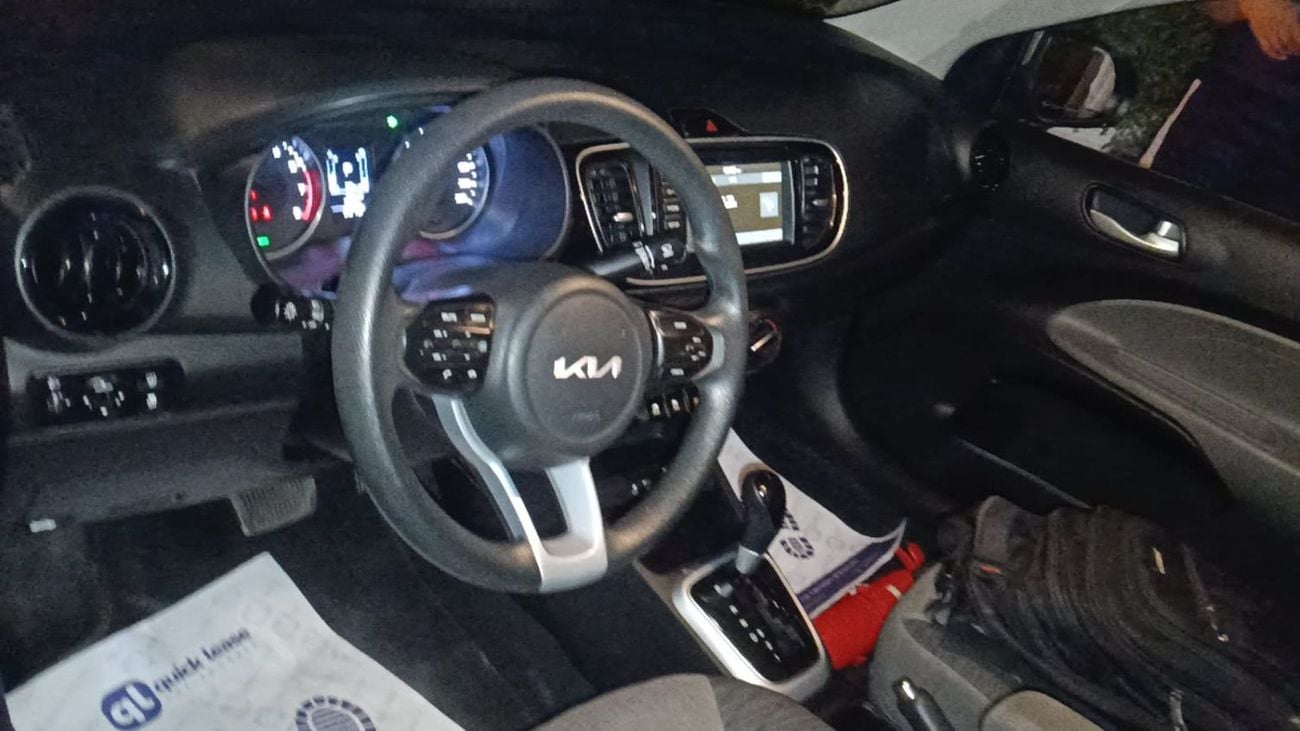 Kia Pegas EX  Kia Pegas 2022 – Mid Option