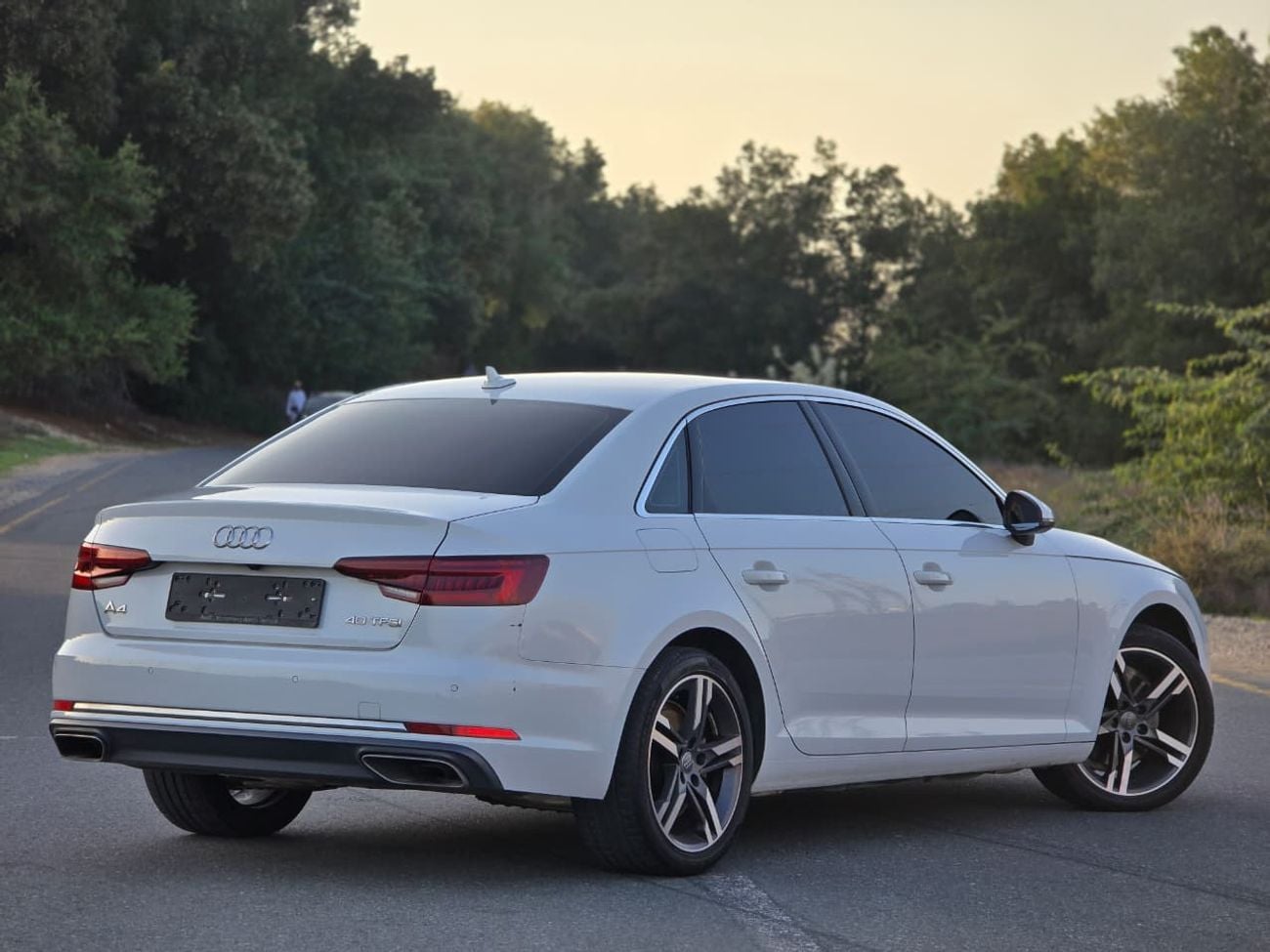 Audi A4 40 TFSI Design 2.0L AUDI A4 2019 //KOREAN // FULL OPITION // LOW MILEAGE // PERFECT CONDITION