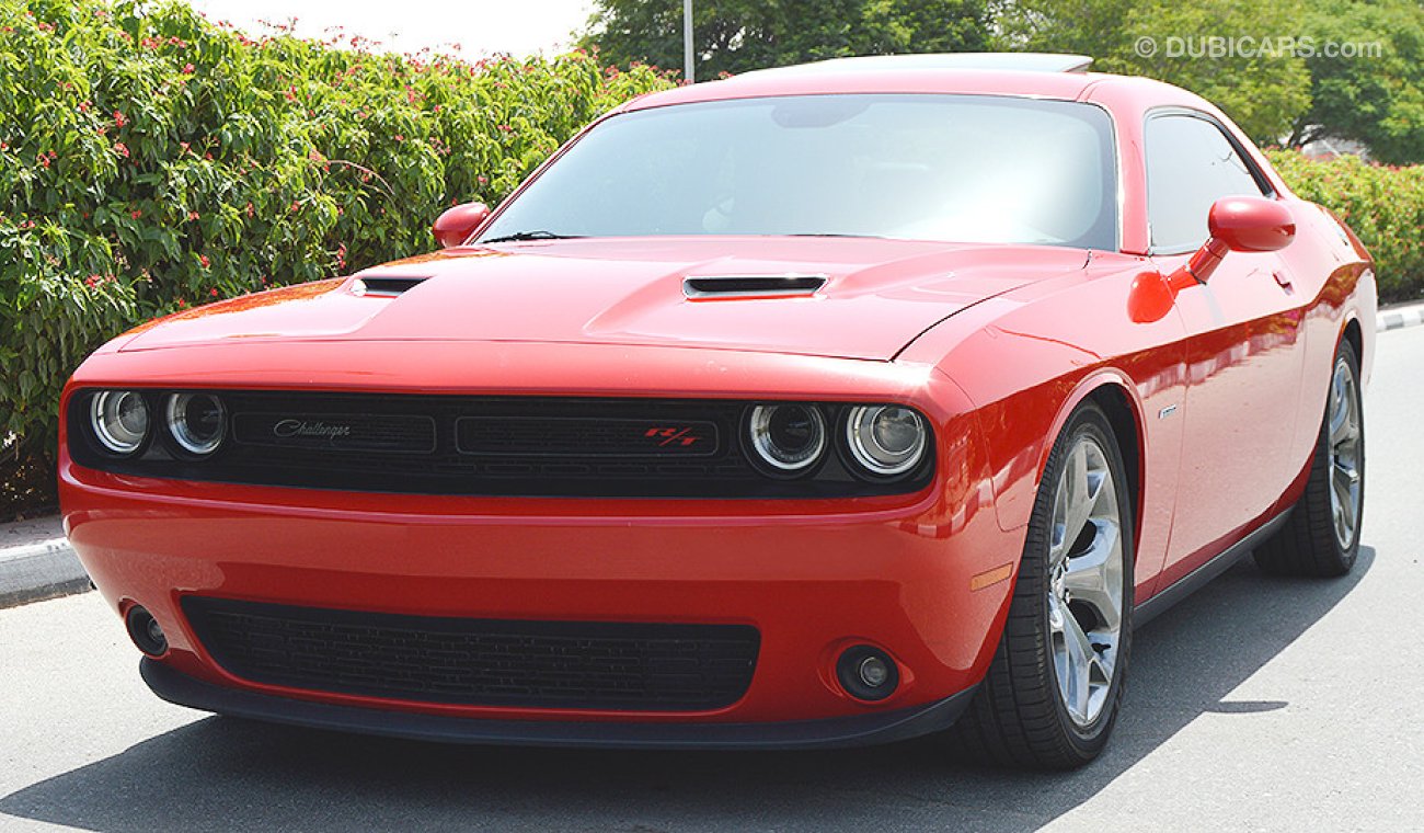 Dodge Challenger RT, 5.7L V8 GCC with Warranty Until 2020