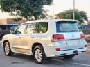 Toyota Land Cruiser GXR 5.7L 4WD