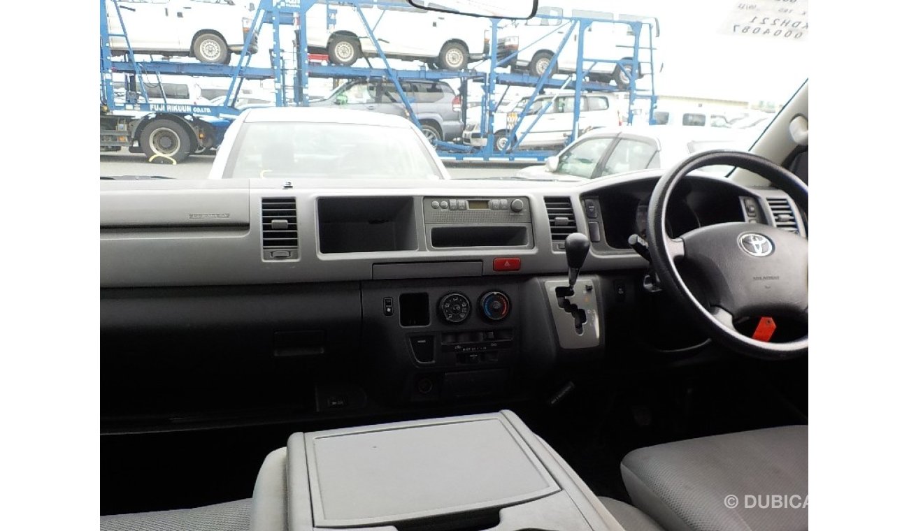 Toyota Hiace 2008