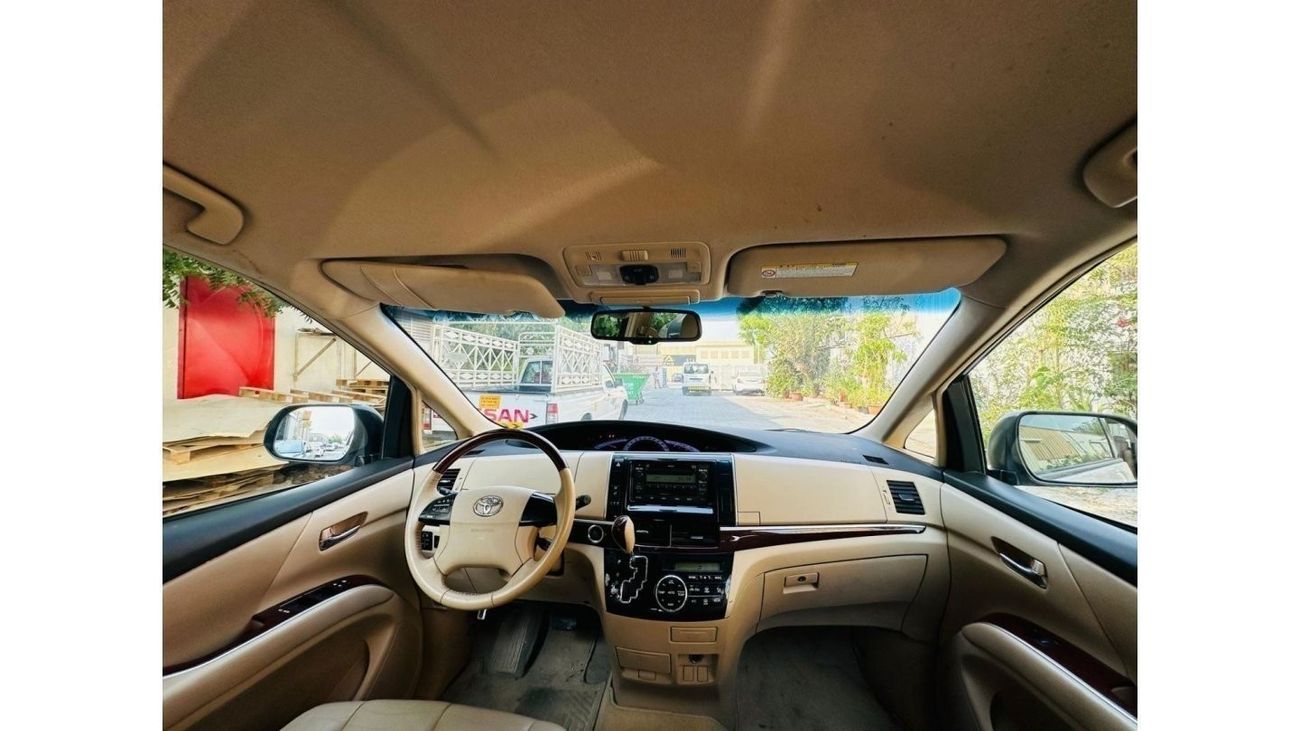 Toyota Previa AED 800 PM | GCC | PREVIA 3.5 V6 | 7 SEATER | AUTOMATIC REAR DOORS | WELL MAINTAINED