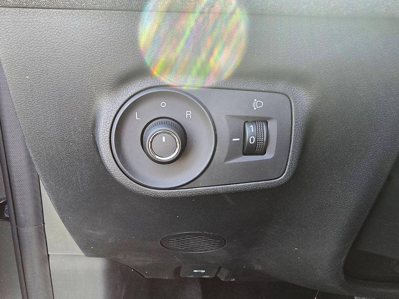 MG ZS MG zs New Shape STD1.5l A/T  Silver Color 2026 Model