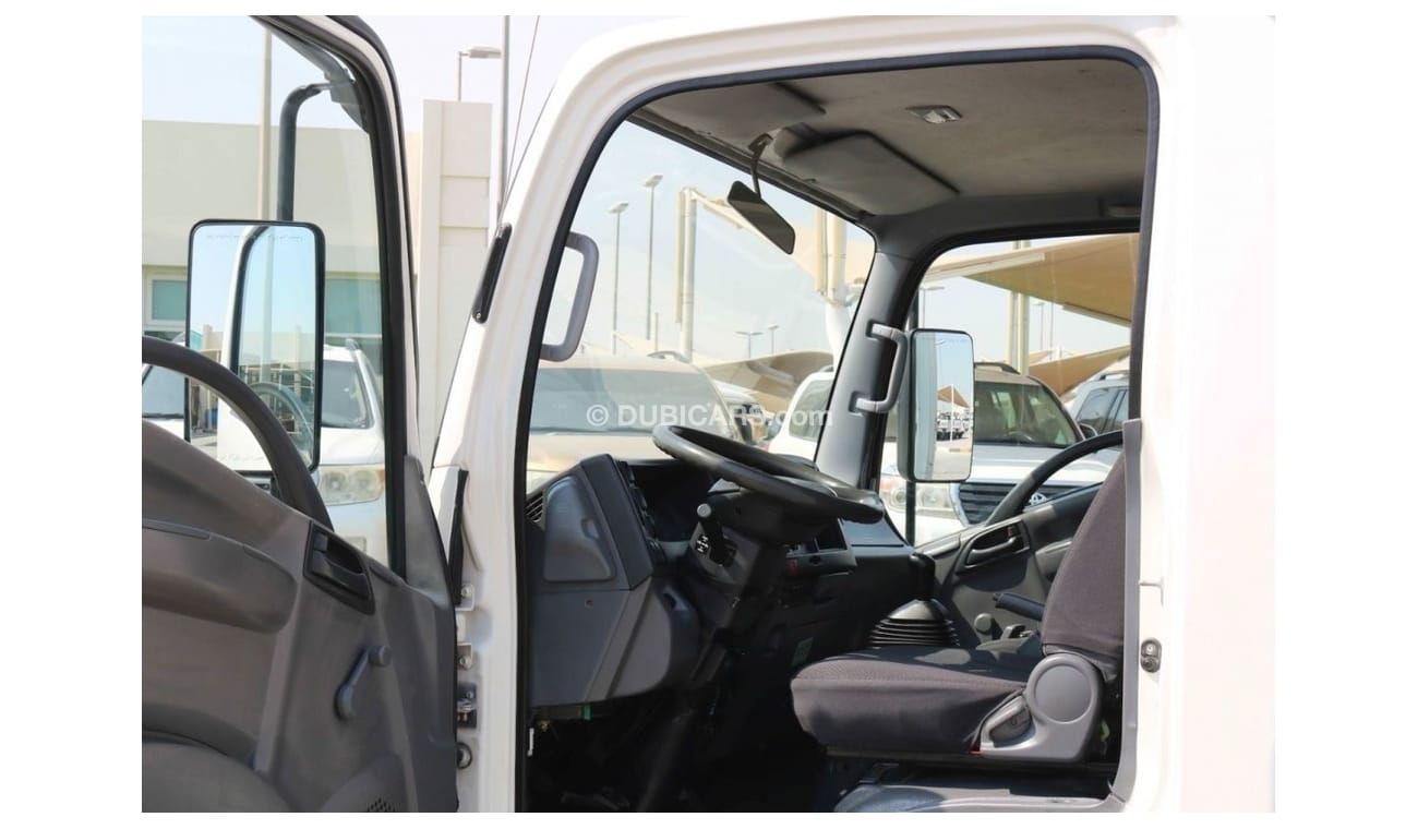 Isuzu NPR 2014 | DRY BOX WITH GCC SPECS AND EXCELLENT CONDITION